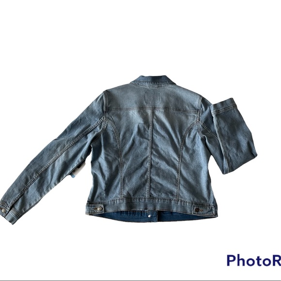 Women’s Denim Jacket Size Large BNWT - Picture 5 of 11